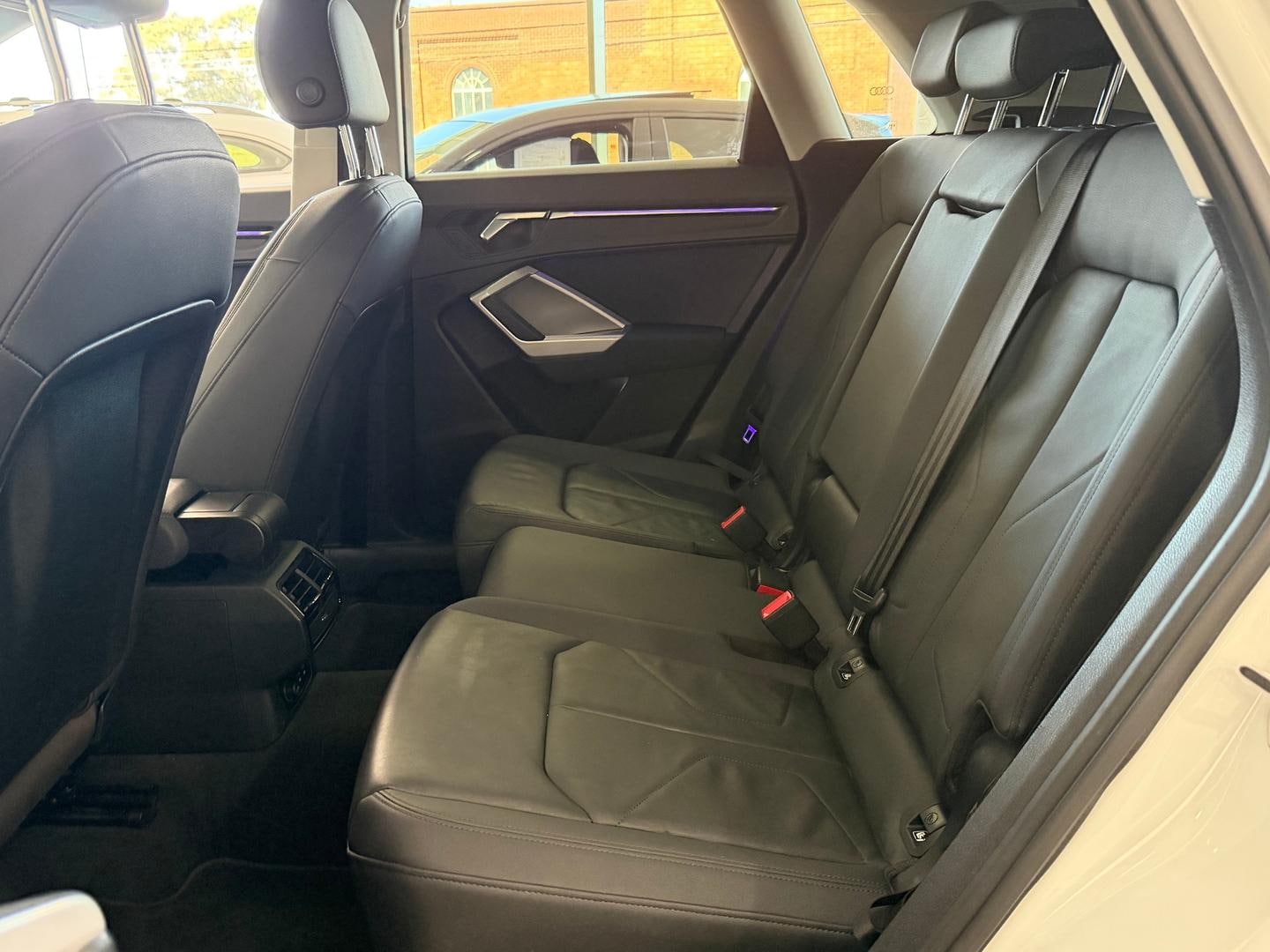 Image about Audi Q3 35 TFSI S tronic
