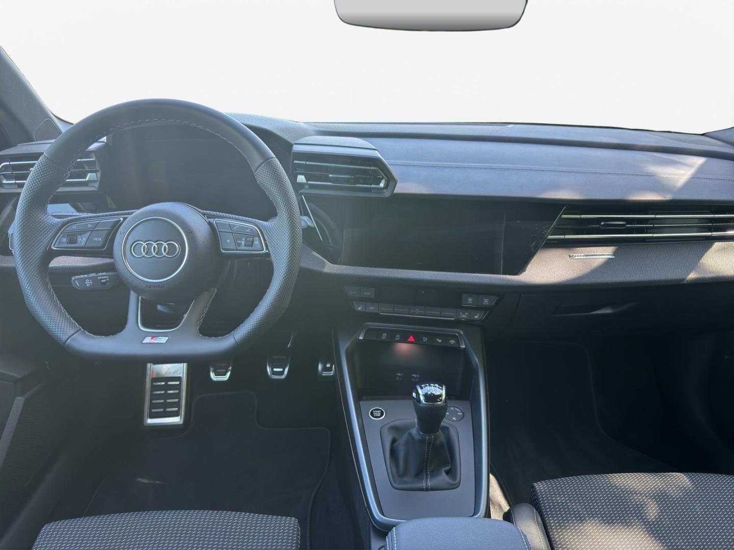 Bild über Audi A3 Sportback TDI Schaltgetriebe - für weitere Informationen kontaktieren Sie den Audi Partner