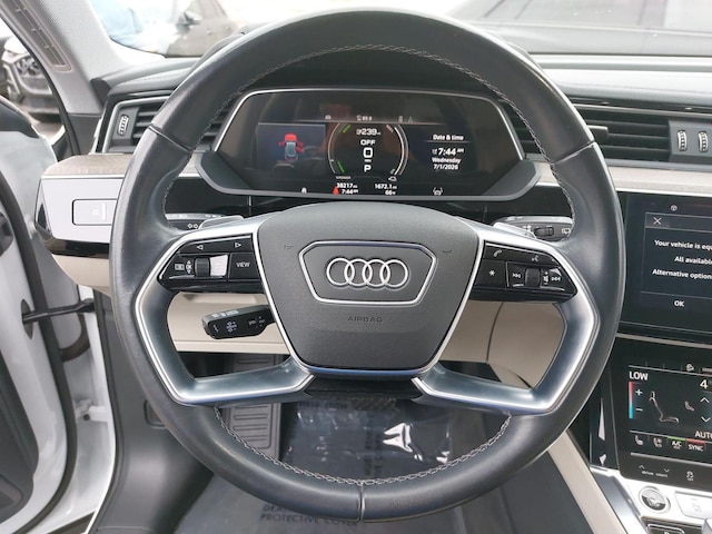 2024 Audi Q8 e-tron Premium Plus - Photo 19