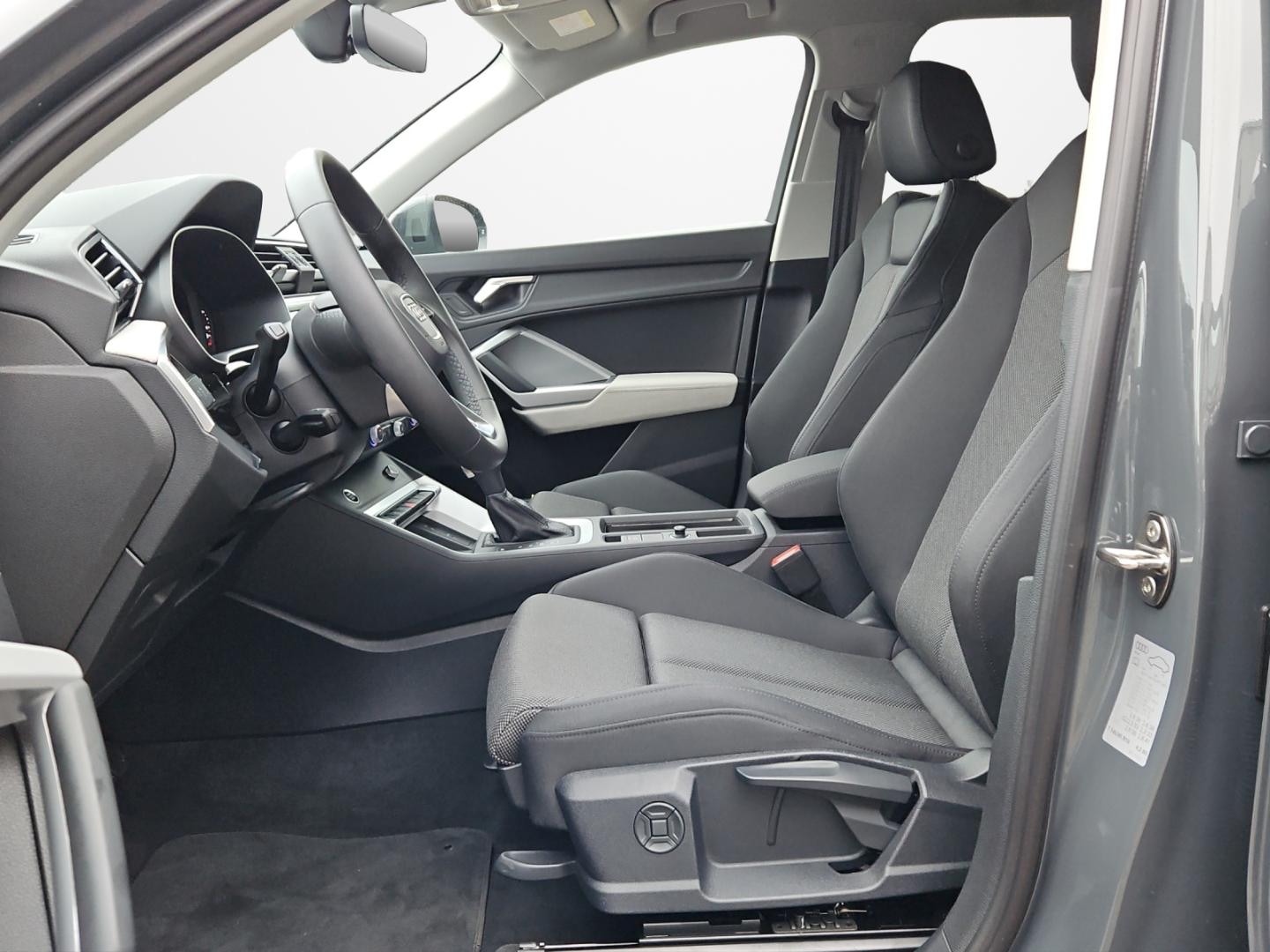 Bild über Audi Q3 TFSI 110 kW S tronic - für weitere Informationen kontaktieren Sie den Audi Partner