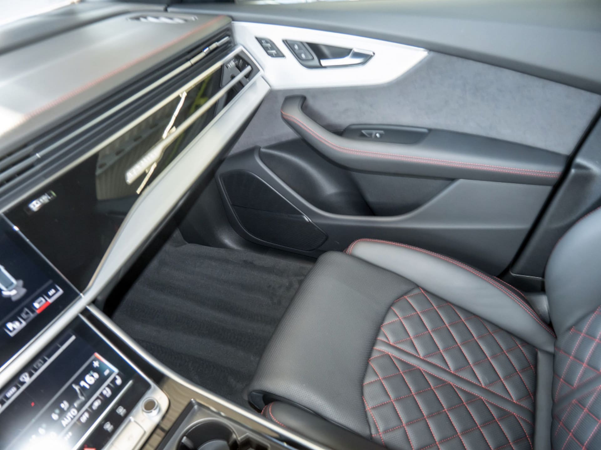 Audi Q8 SUV