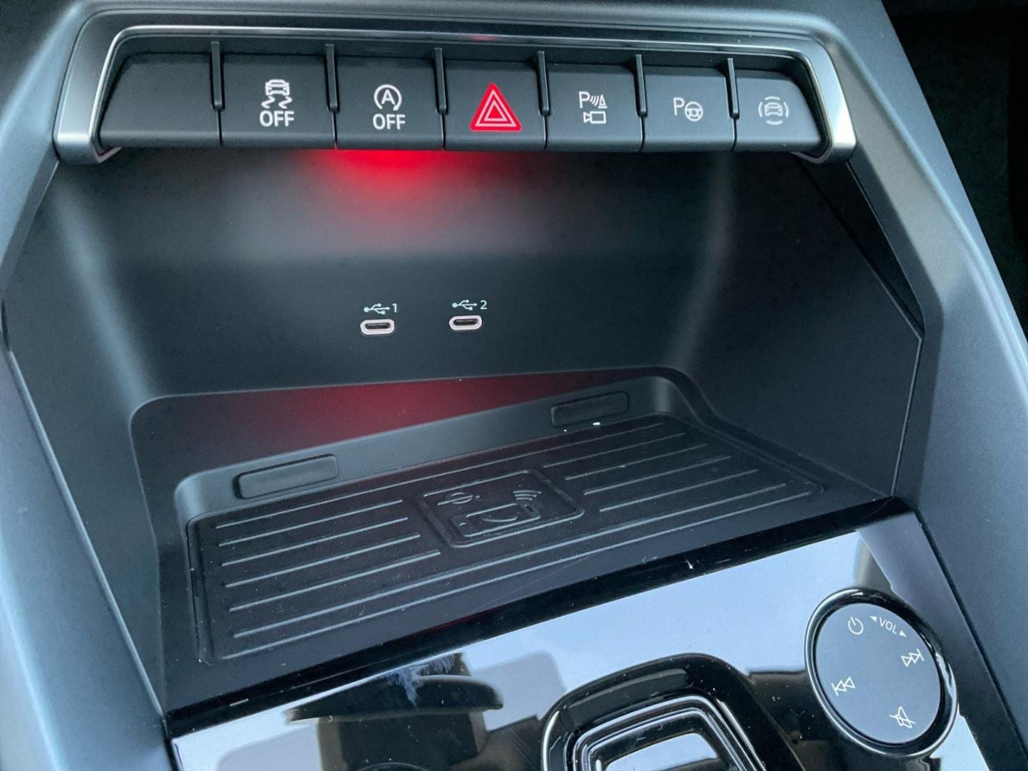 Bild über Audi A3 Limousine S line 35 TDI S tronic - für weitere Informationen kontaktieren Sie den Audi Partner