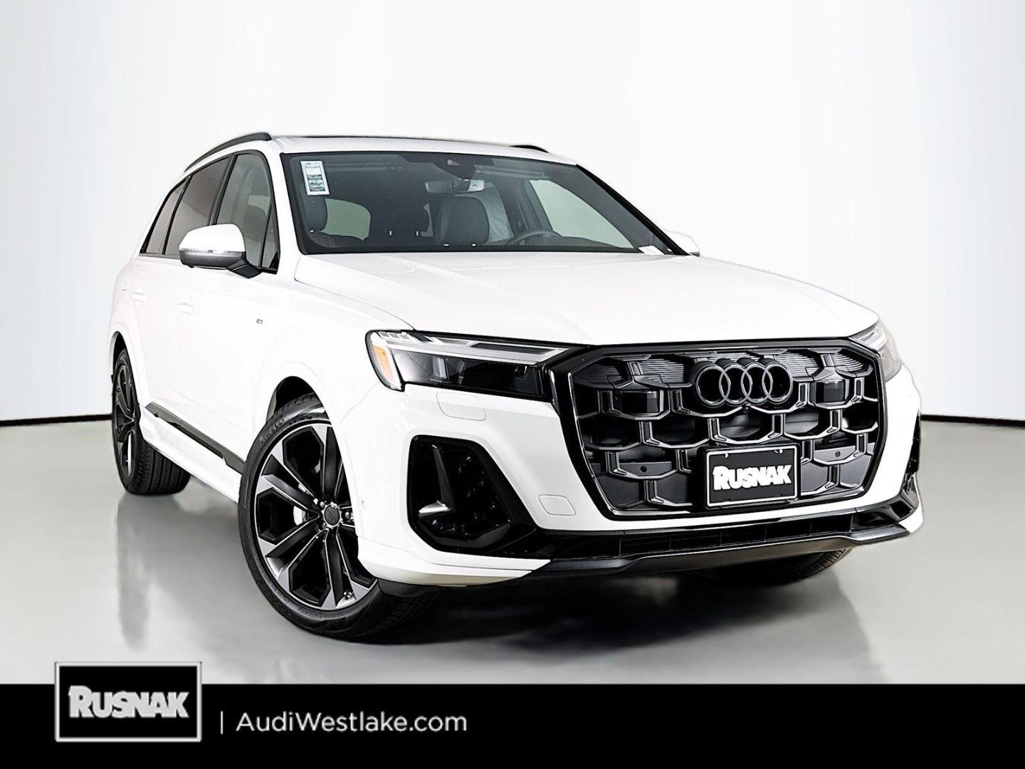2026 Audi Q7 55 S Line Premium Plus quattro Tiptronic's photo