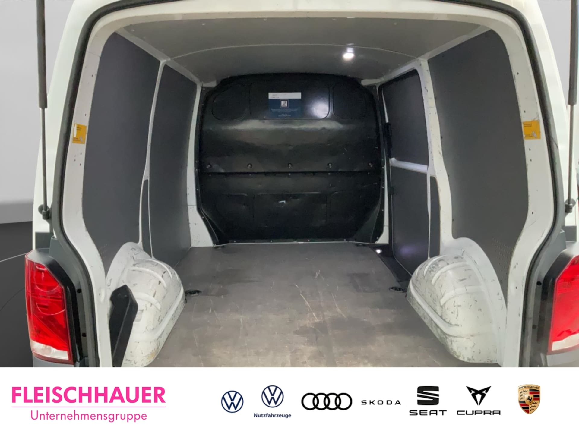 Volkswagen T6.1 Transporter Kasten kurzer Radstand