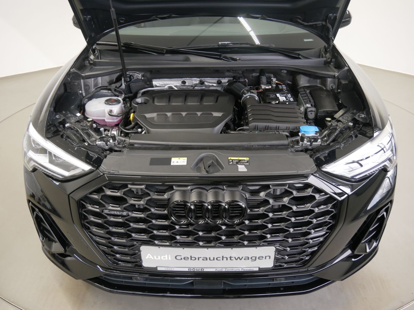 Bild über Audi Q3 Sportback S line 45 TFSI quattro S tronic - für weitere Informationen kontaktieren Sie den Audi Partner