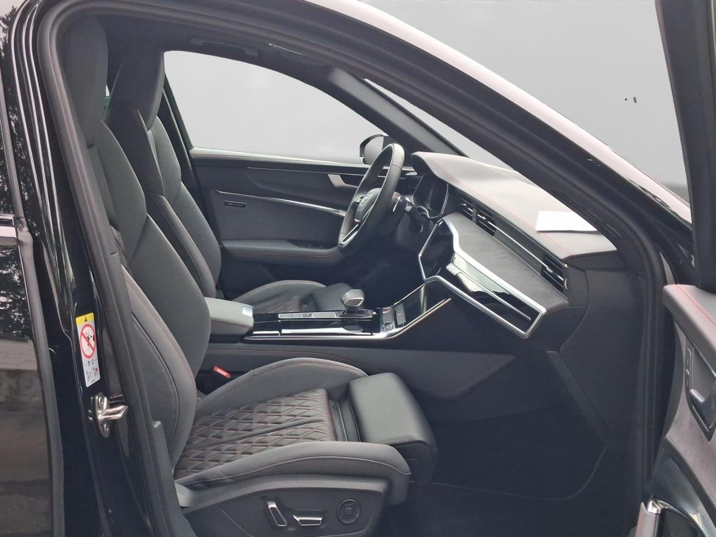 Bild über Audi S6 Limousine TDI quattro tiptronic - für weitere Informationen kontaktieren Sie den Audi Partner