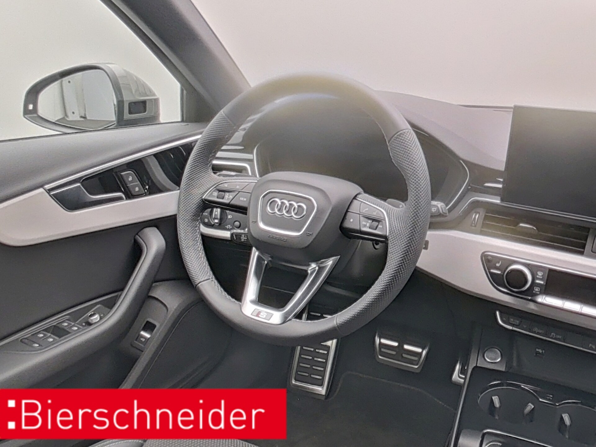 Audi A4 Avant S line