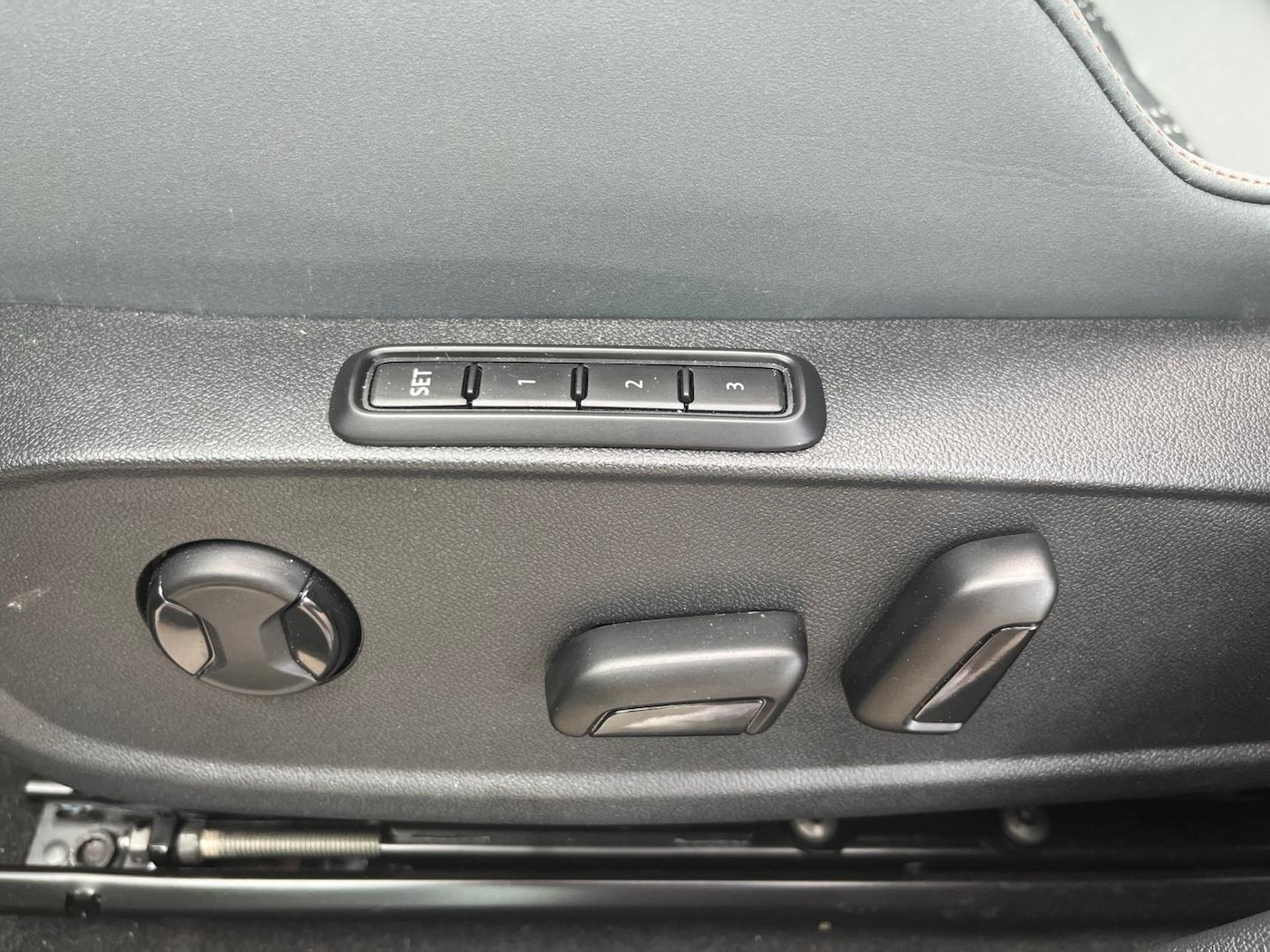 CUPRA Formentor 1.5 TSI e-Hybrid VZ DSG 200 kW (272 CV) — photo 16