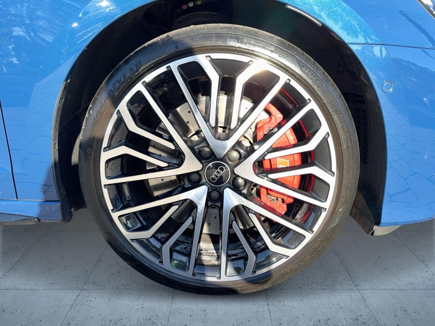 Bild über Audi S3 Sportback TFSI quattro S tronic - für weitere Informationen kontaktieren Sie den Audi Partner