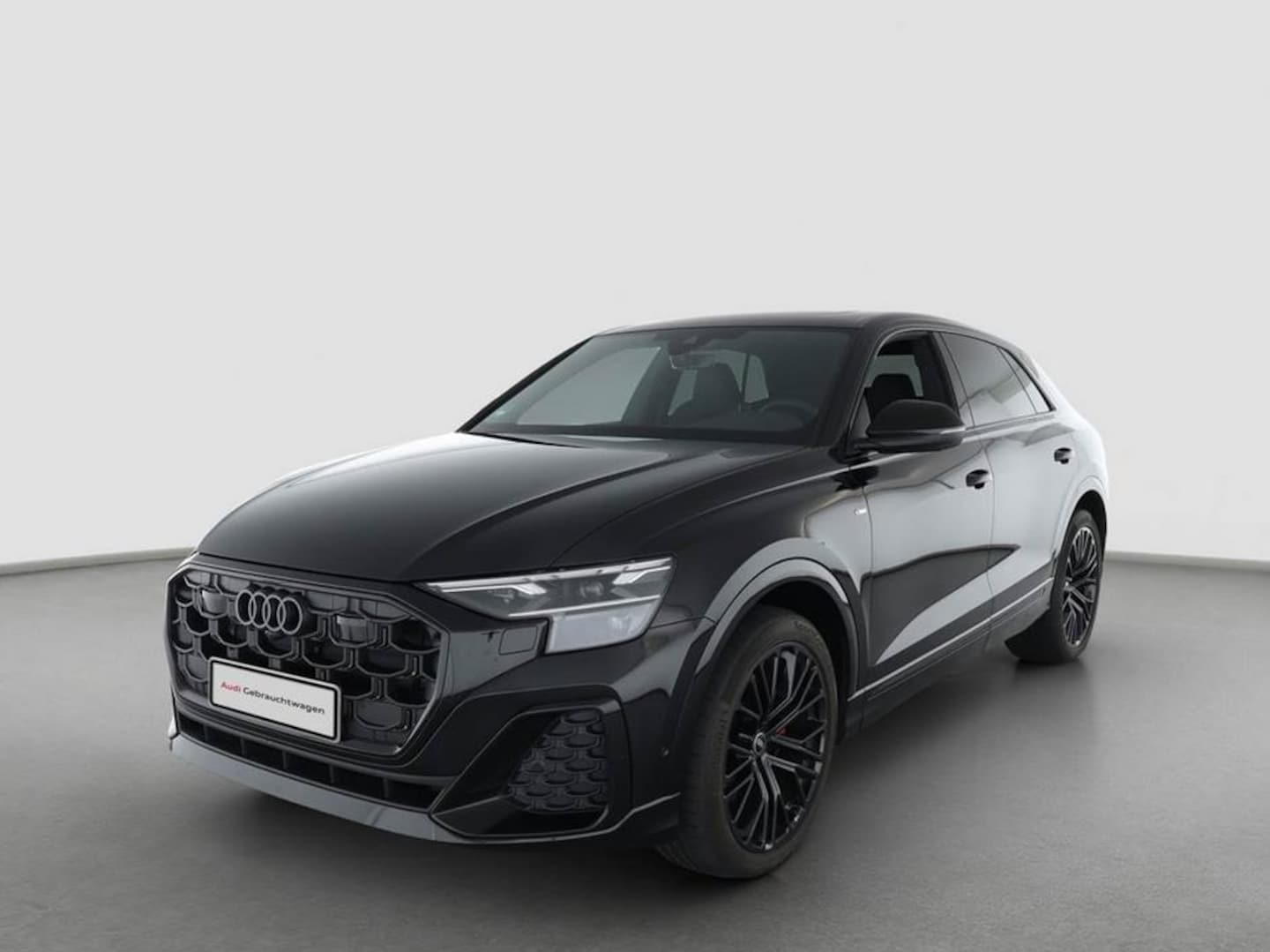 Bild über Audi Q8 SUV S line business TDI quattro 210 kW tiptronic - für weitere Informationen kontaktieren Sie den Audi Partner