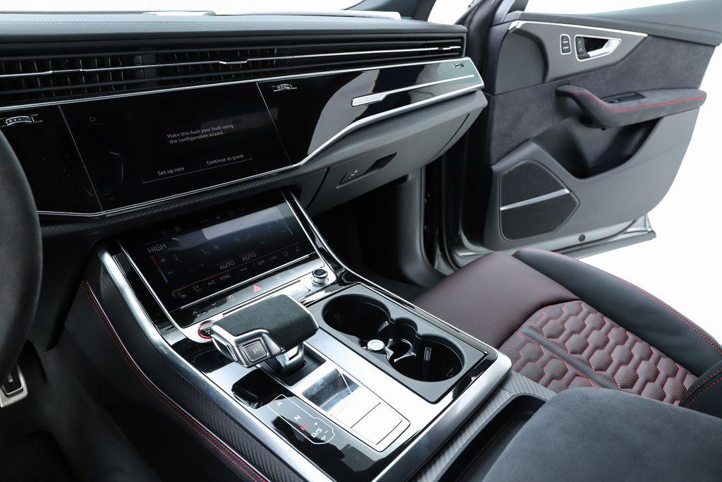 2026 Audi RS Q8 Base - Photo 49