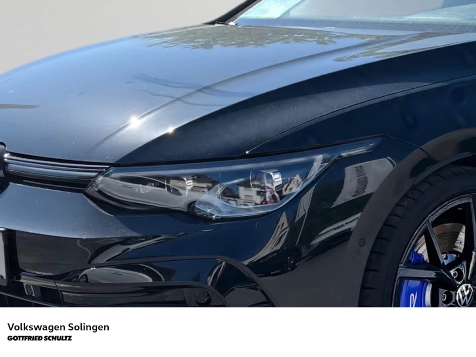 Volkswagen Golf Variant R