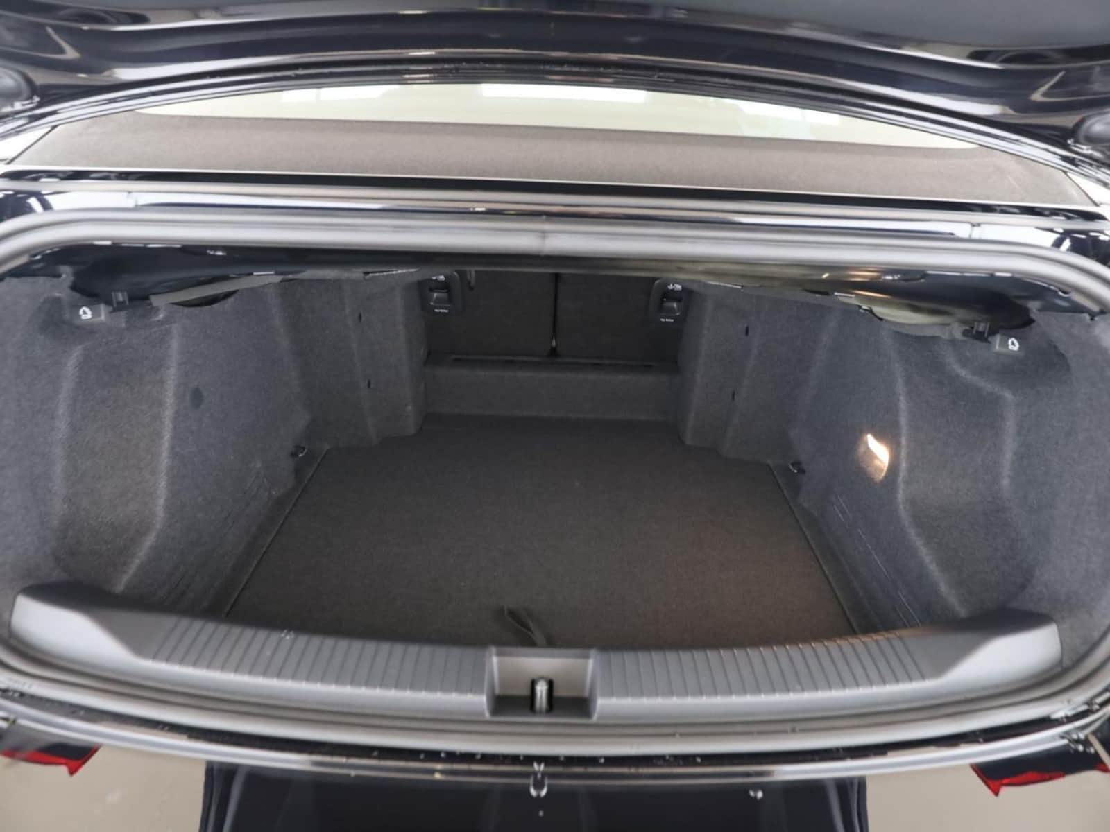 Volkswagen T-Roc Cabriolet – Bild 11