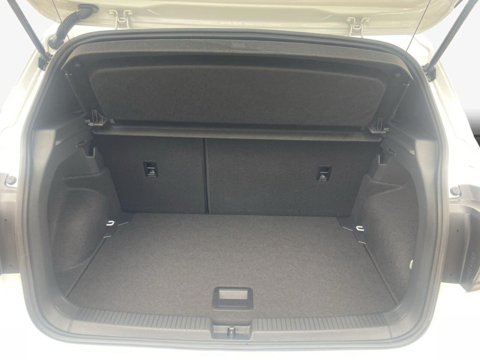 Volkswagen T-Cross – Bild 8