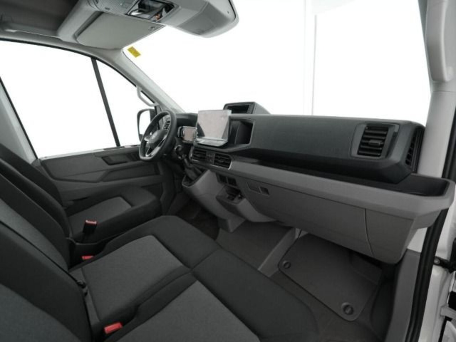 Volkswagen Crafter Kasten mittlerer Radstand – Bild 4