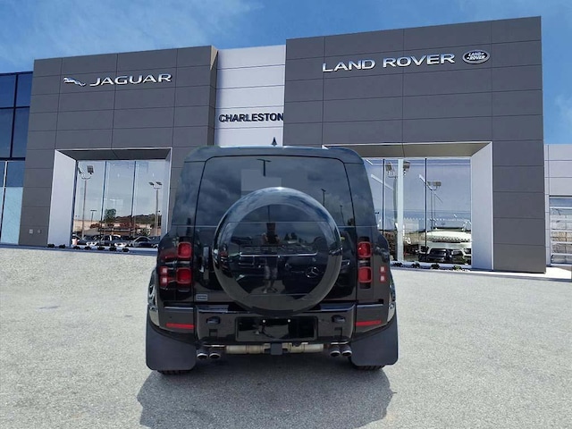 2025 Land Rover Defender