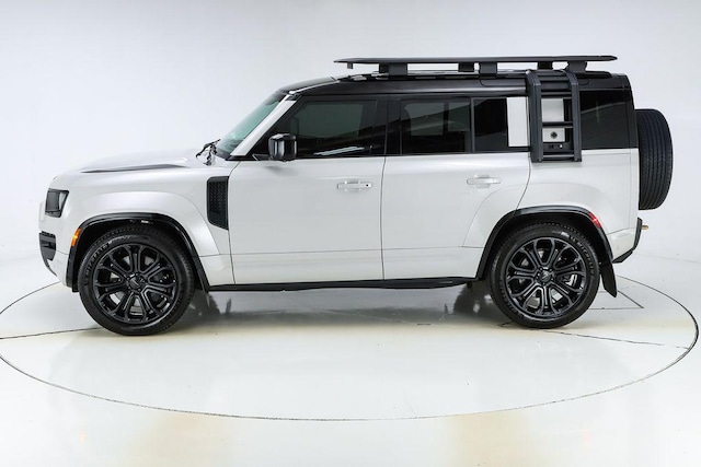 2026 Land Rover Defender