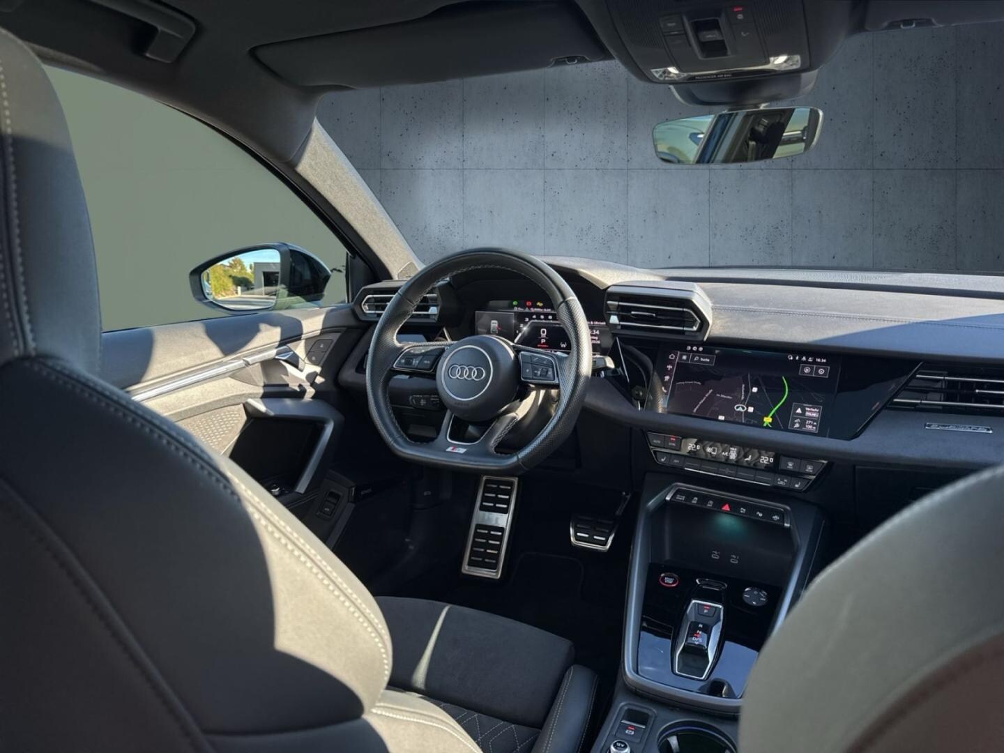 Bild über Audi S3 Sportback TFSI quattro S tronic - für weitere Informationen kontaktieren Sie den Audi Partner