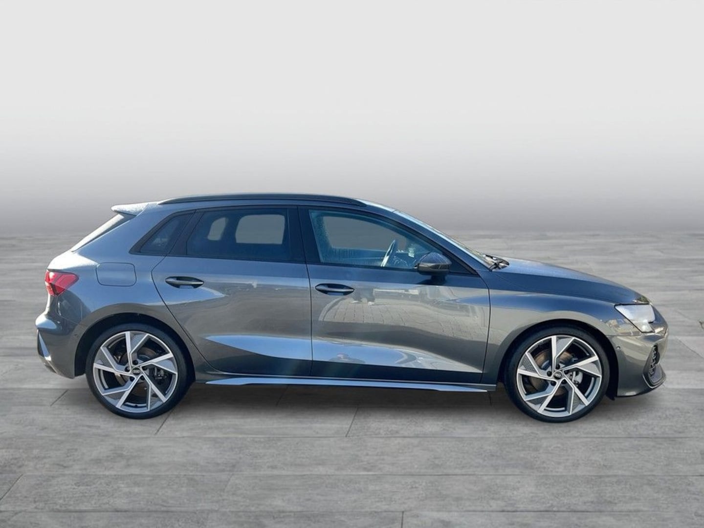 Bild über Audi A3 Sportback S line 35 TDI S tronic - für weitere Informationen kontaktieren Sie den Audi Partner