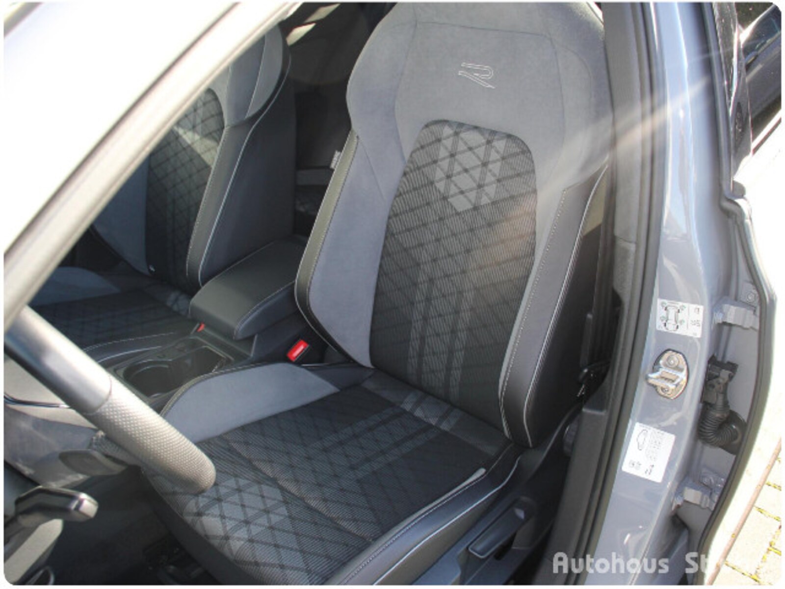 Volkswagen Golf – Bild 14