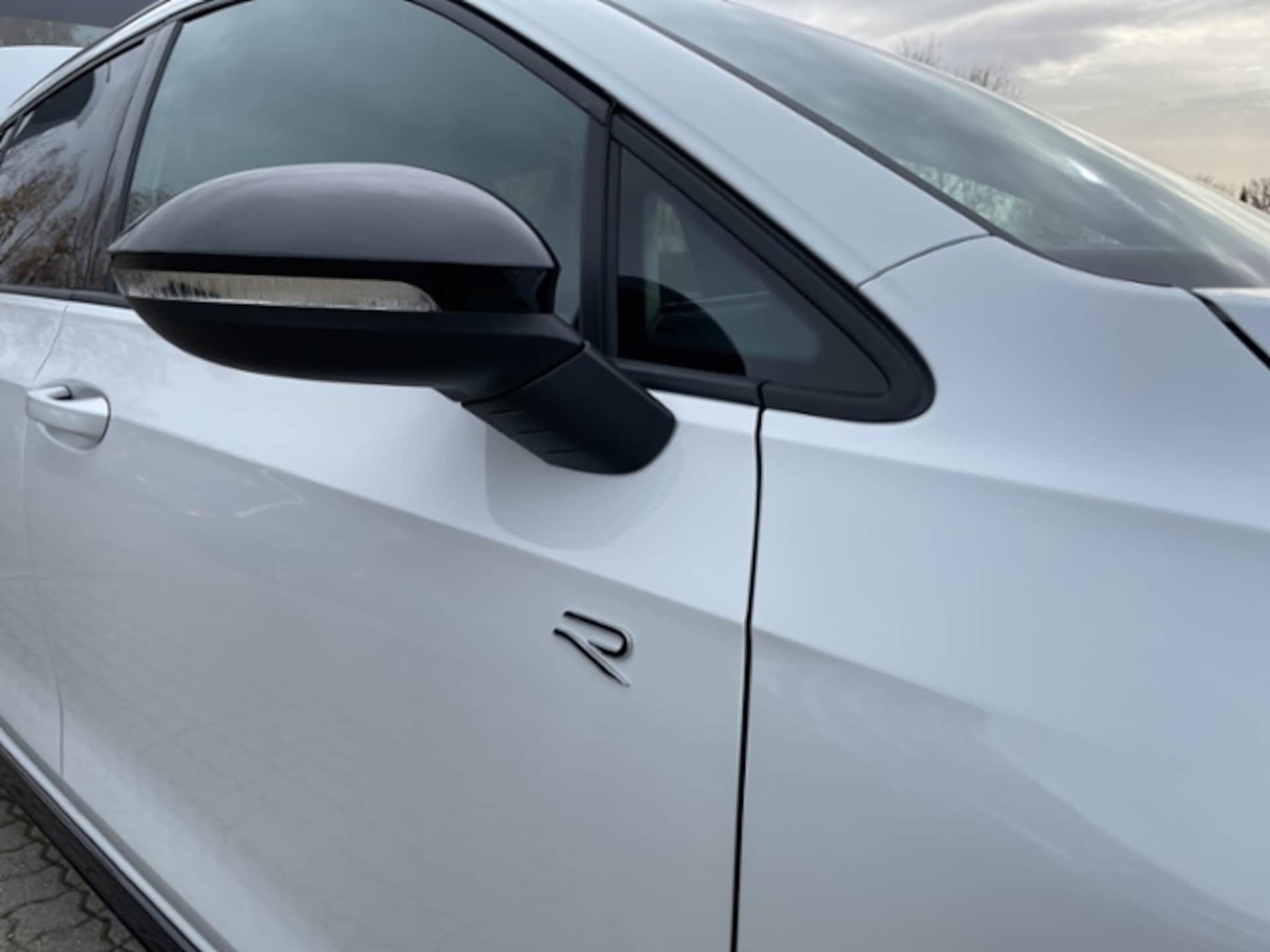 Volkswagen Golf Variant R-Line