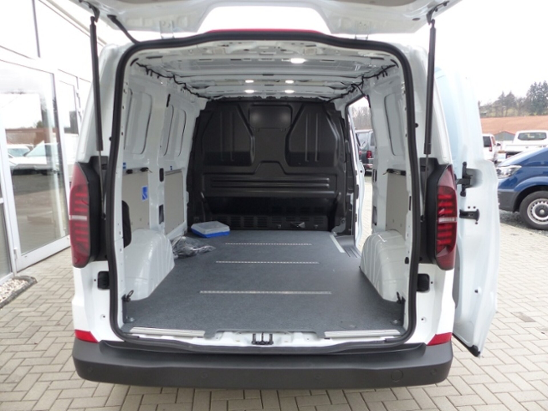 Volkswagen Transporter Kasten kurzer Radstand