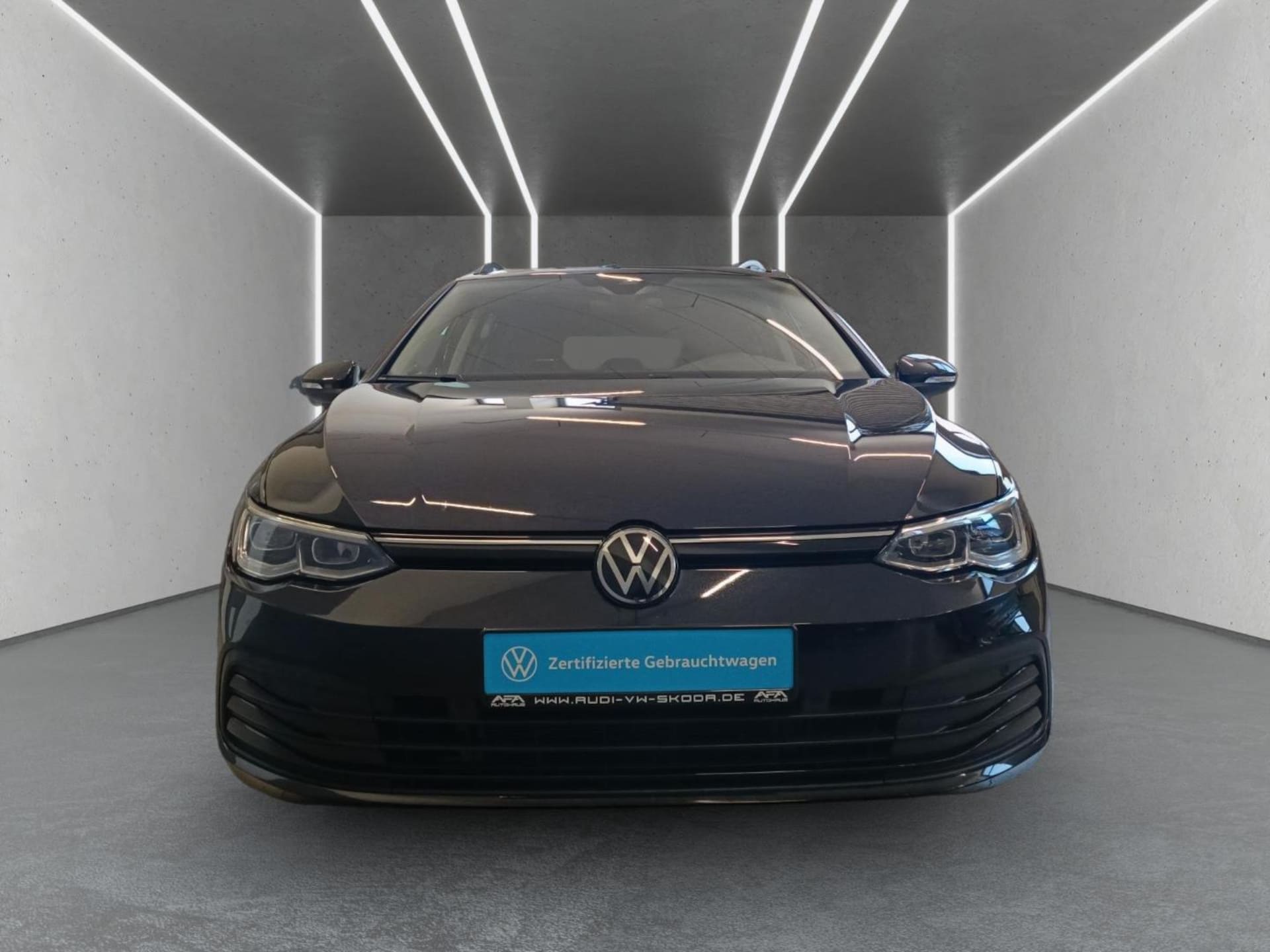 Volkswagen Golf Variant Life