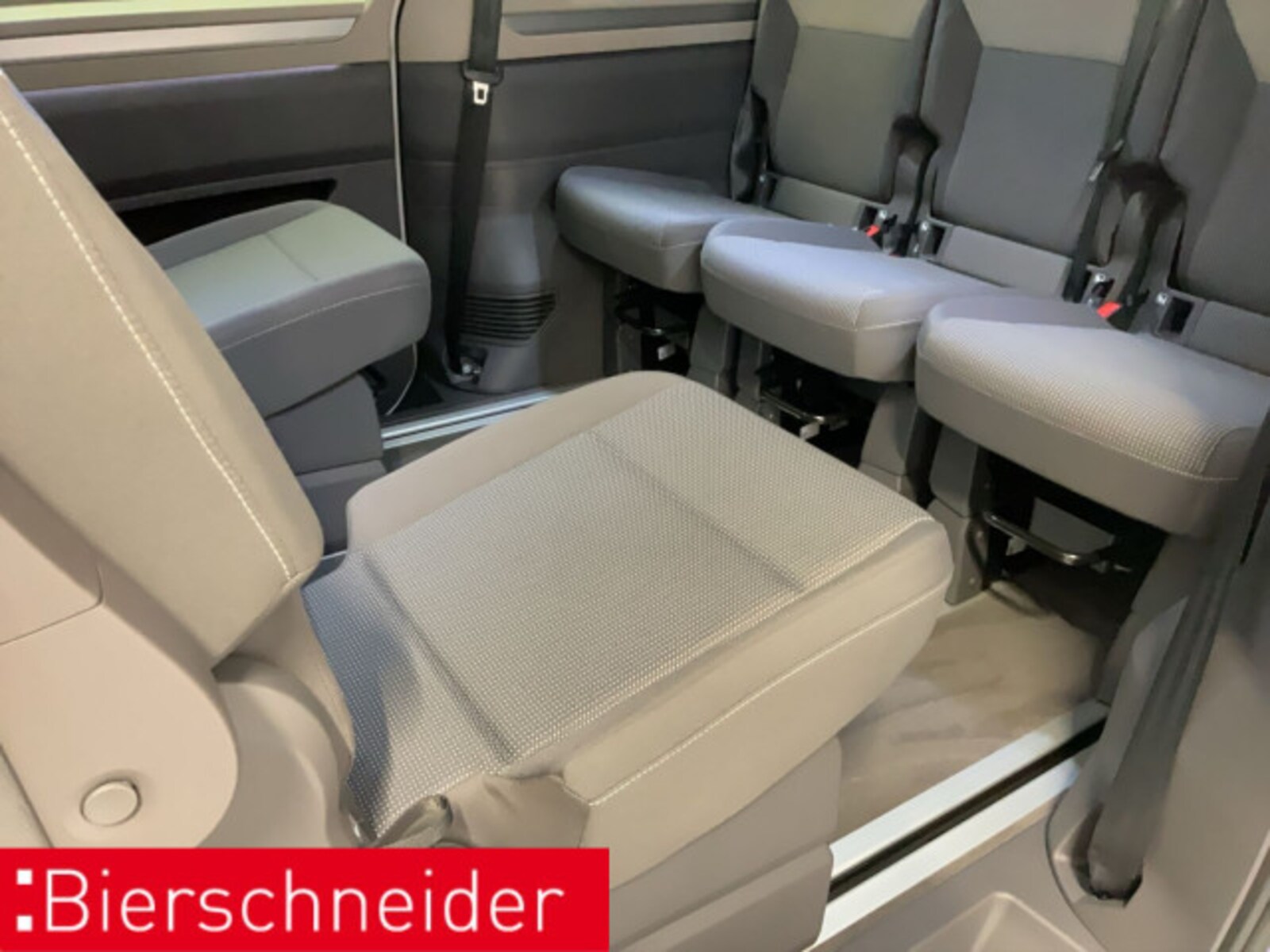 Volkswagen Multivan – Bild 13