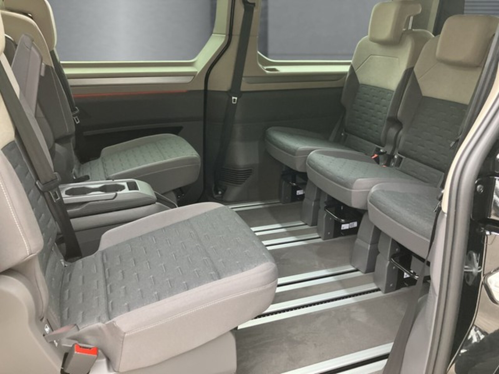 Volkswagen Multivan Langversion – Bild 14