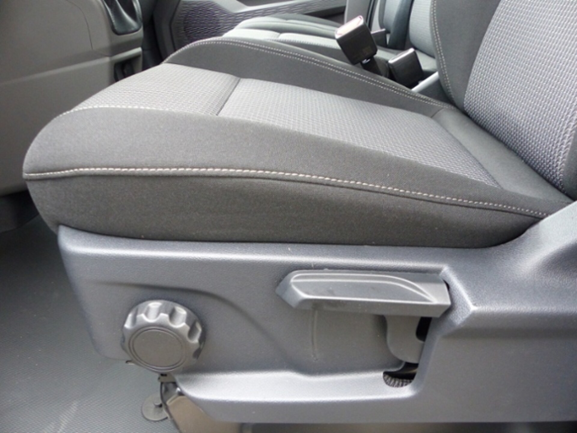 Volkswagen Transporter Kasten kurzer Radstand