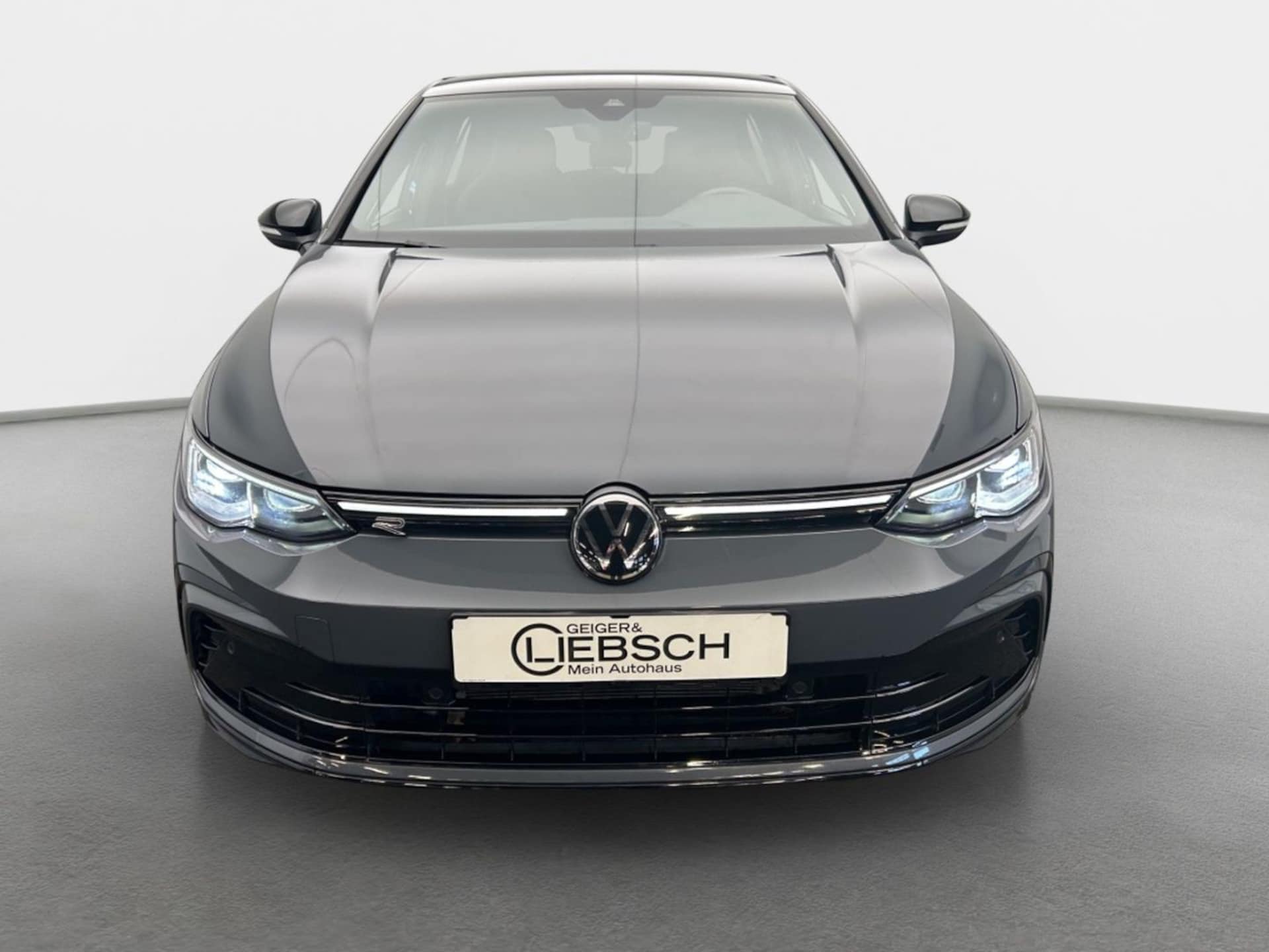 Volkswagen Golf R-Line