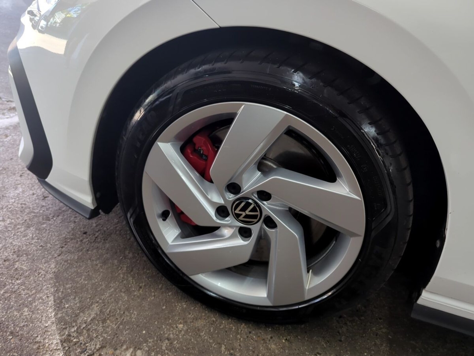 Volkswagen Golf GTI