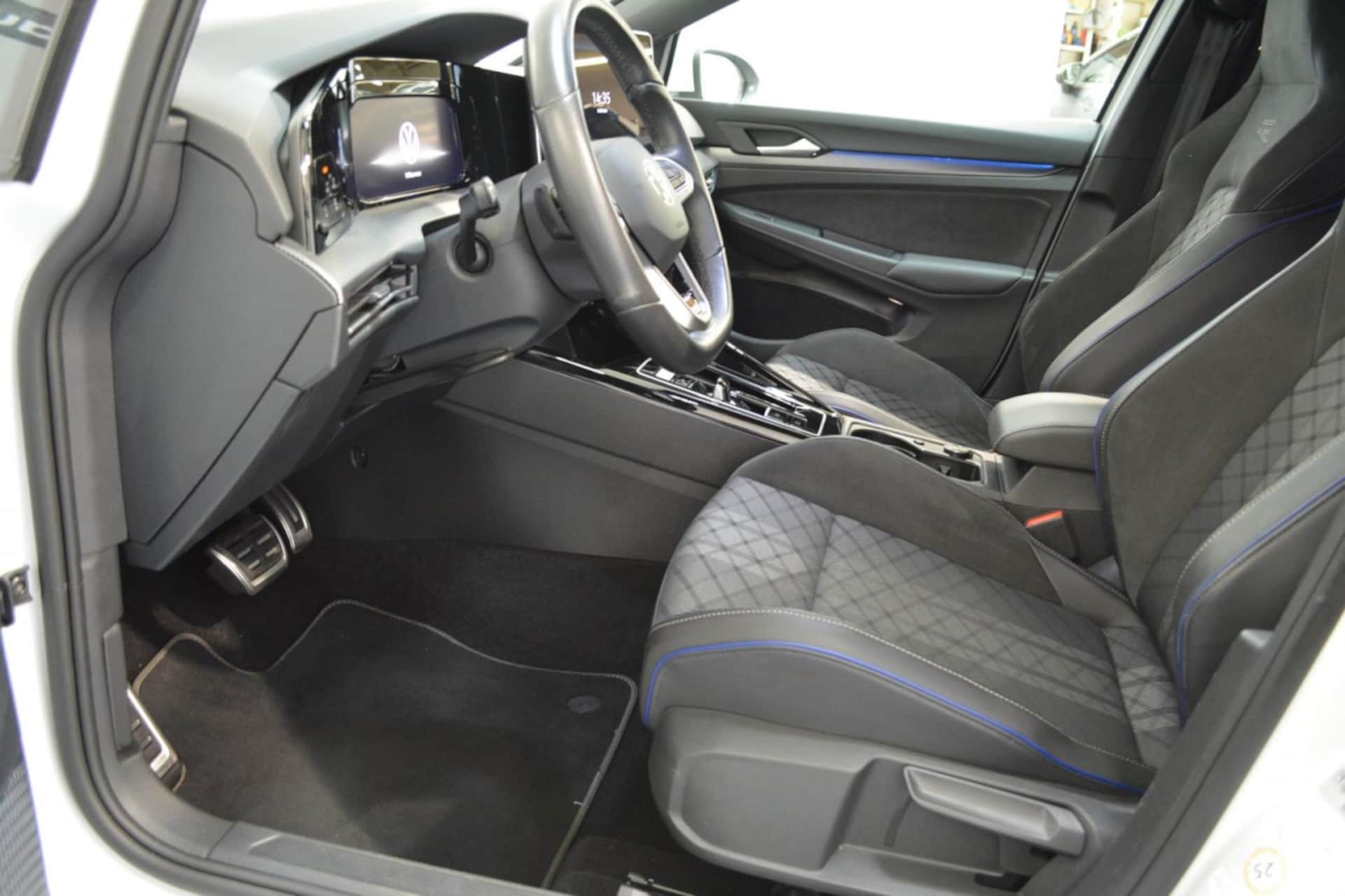 Volkswagen Golf Variant R-Line