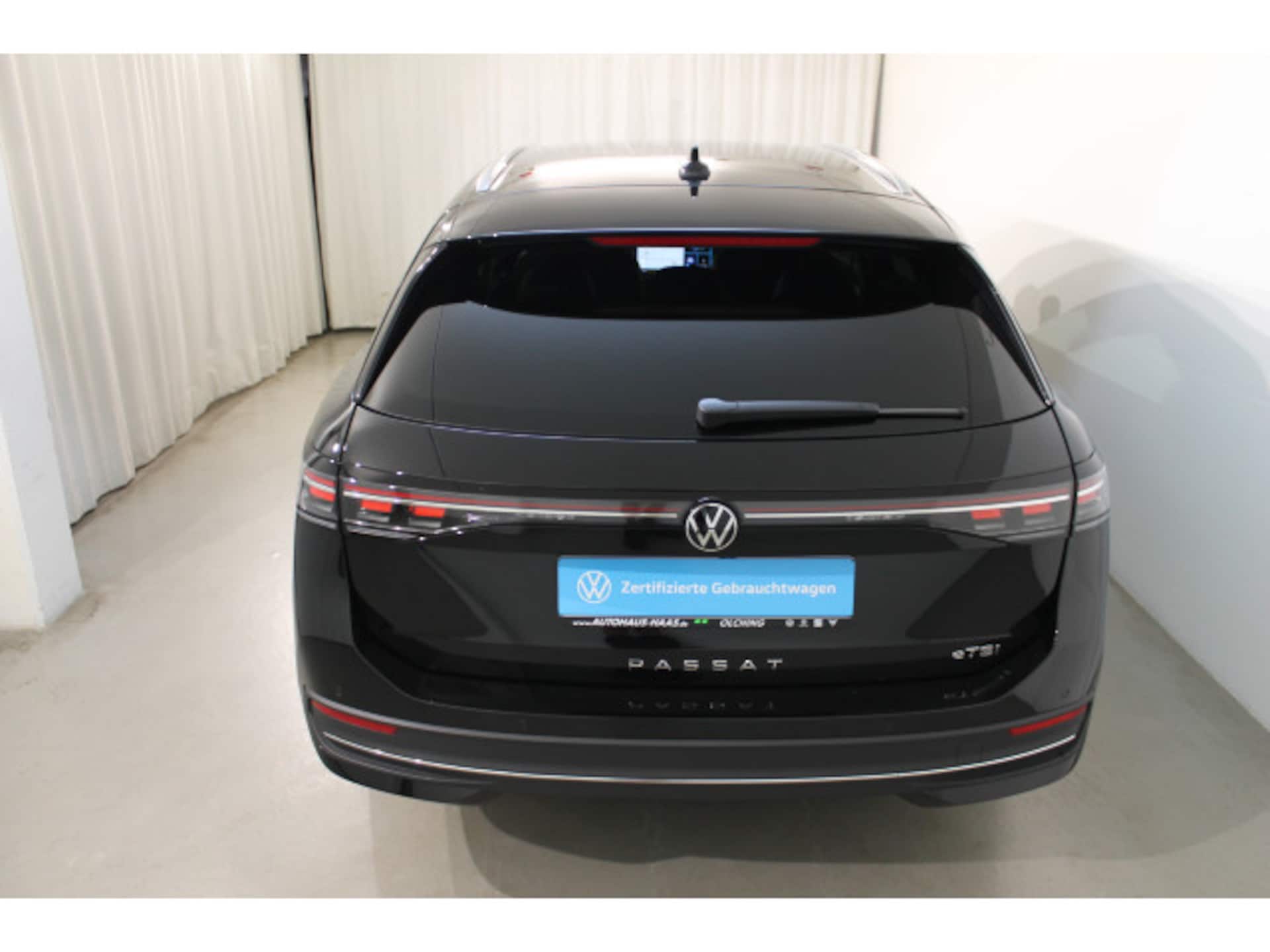 Volkswagen Passat Business