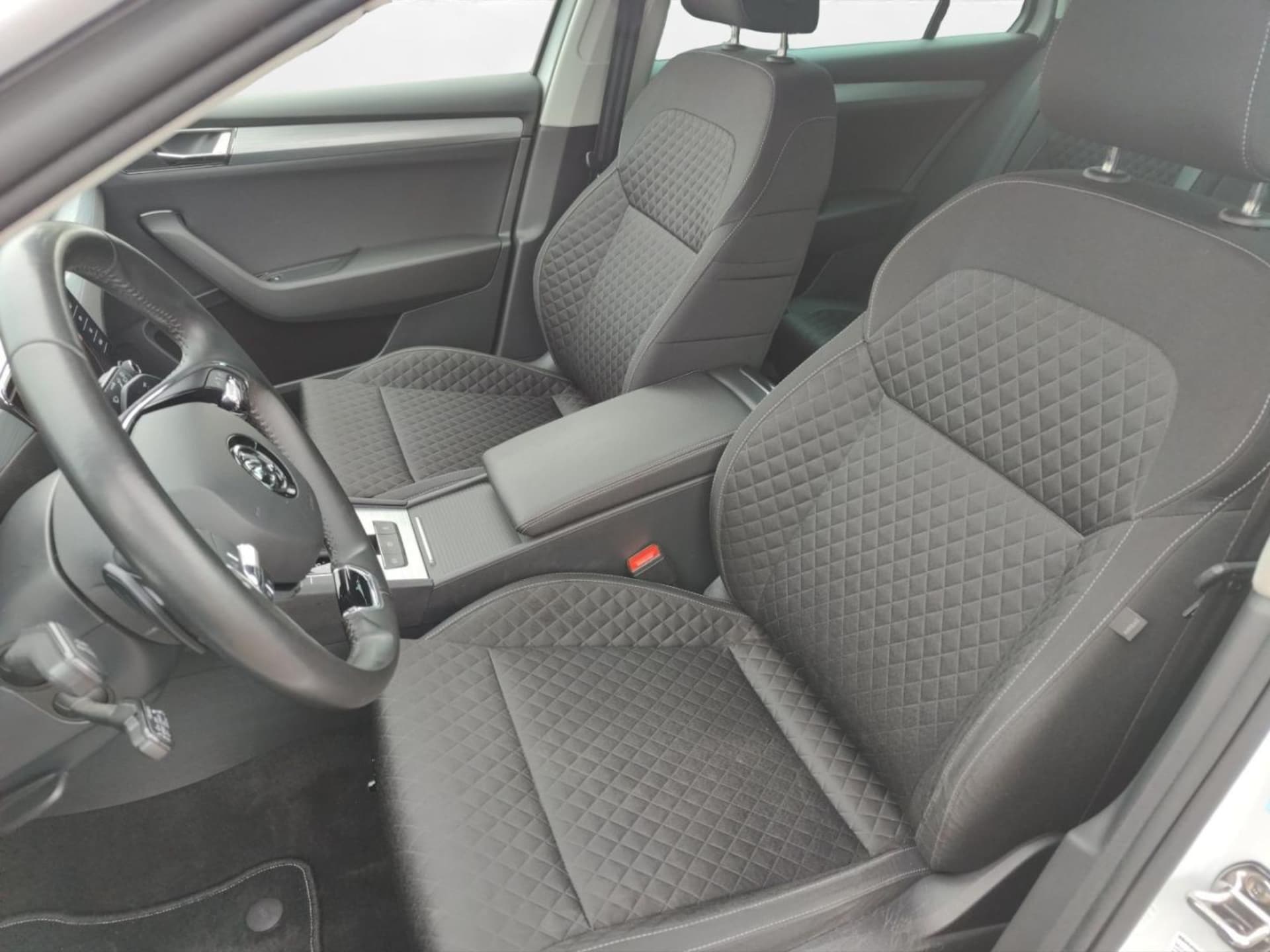 Skoda Superb Combi Ambition