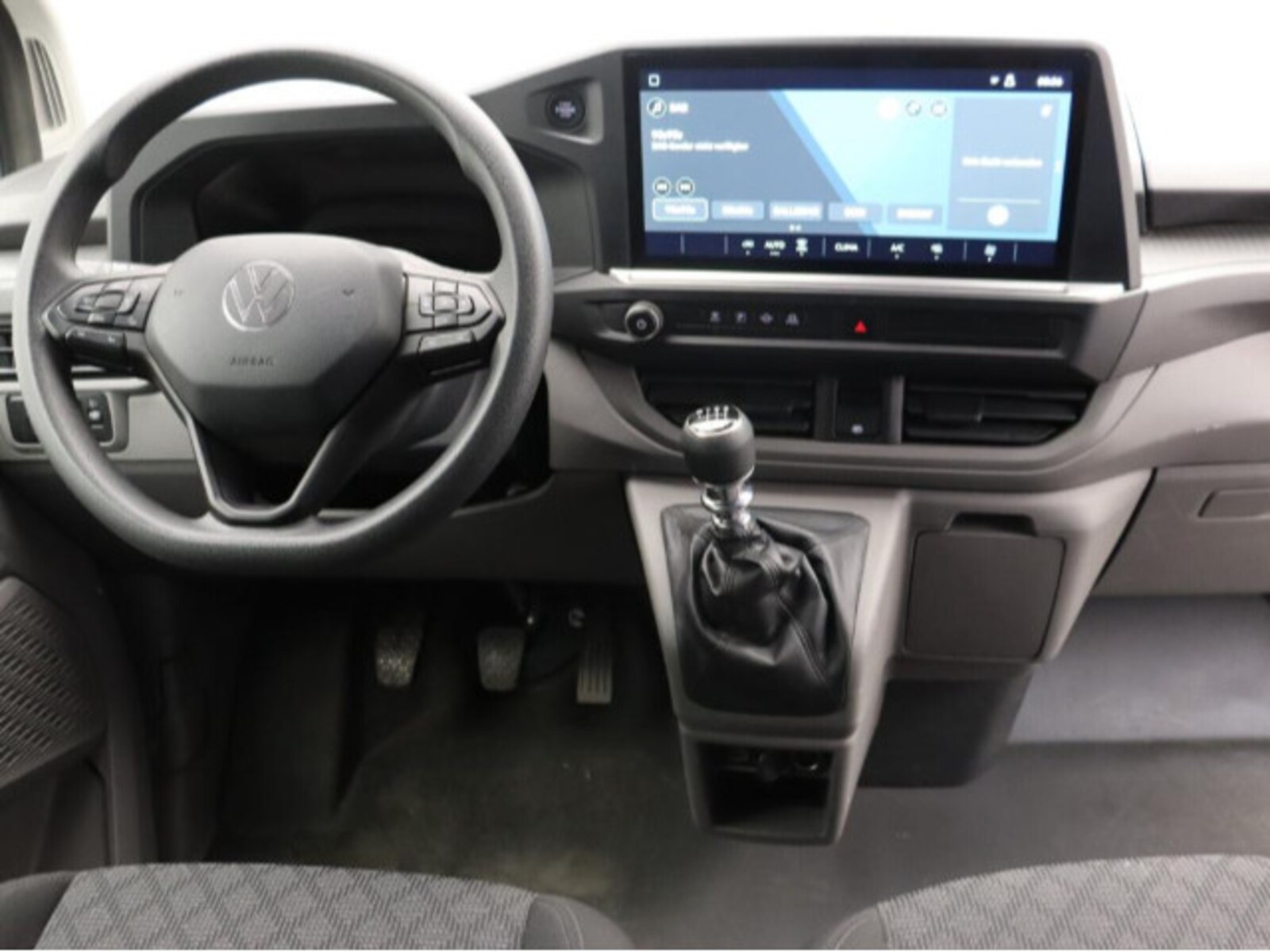 Volkswagen Transporter Kasten langer Radstand – Bild 4