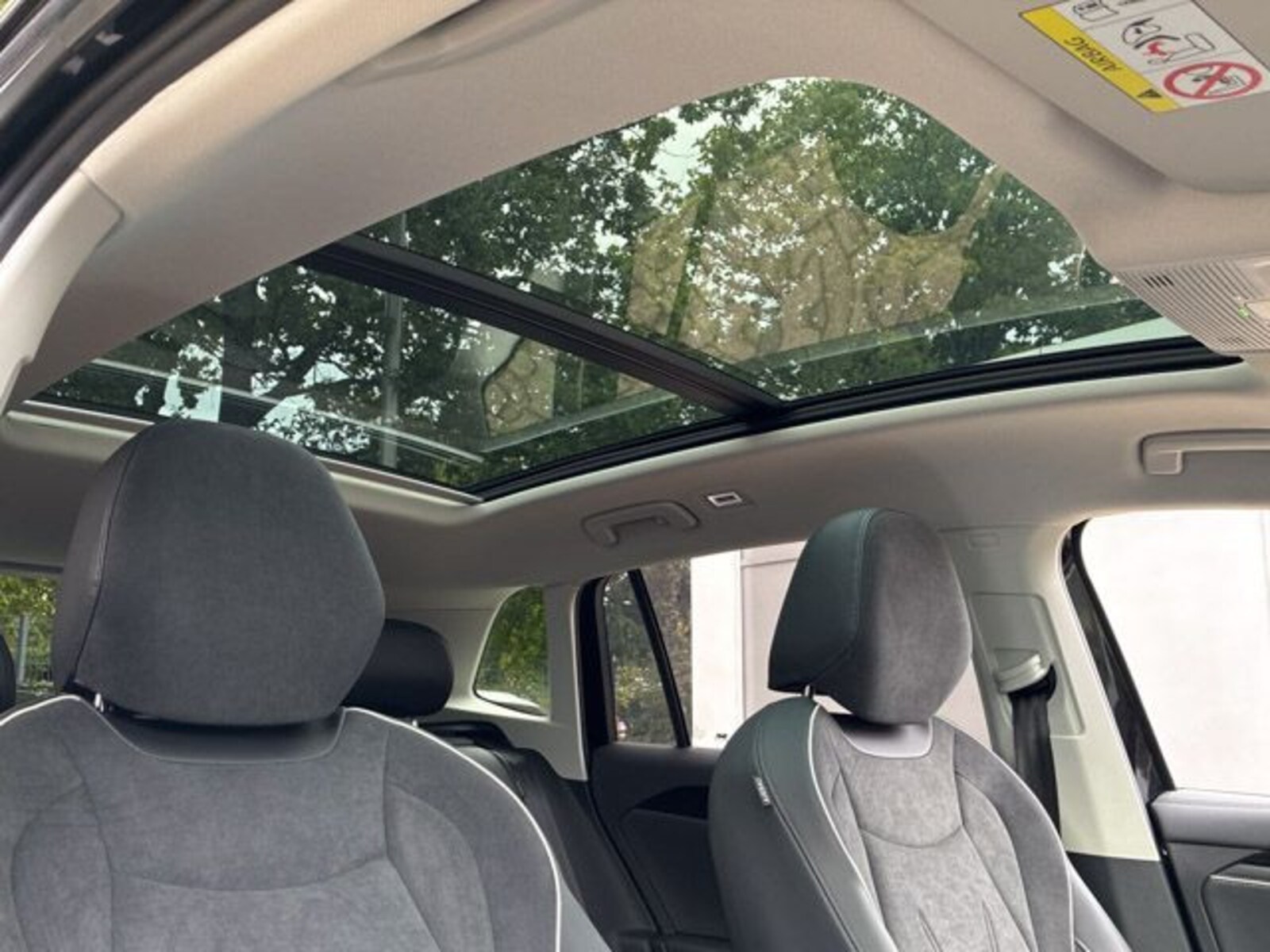 Volkswagen Tiguan – Bild 13