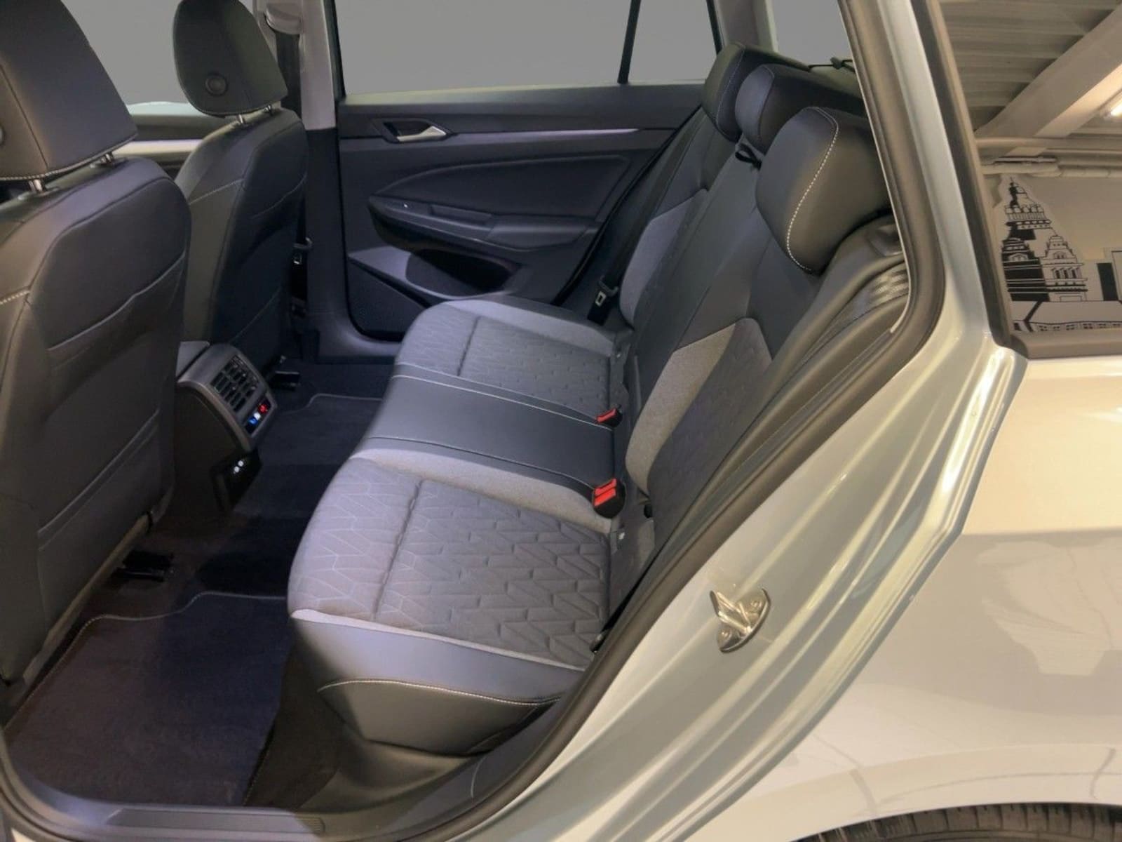 Volkswagen Golf Variant – Bild 9