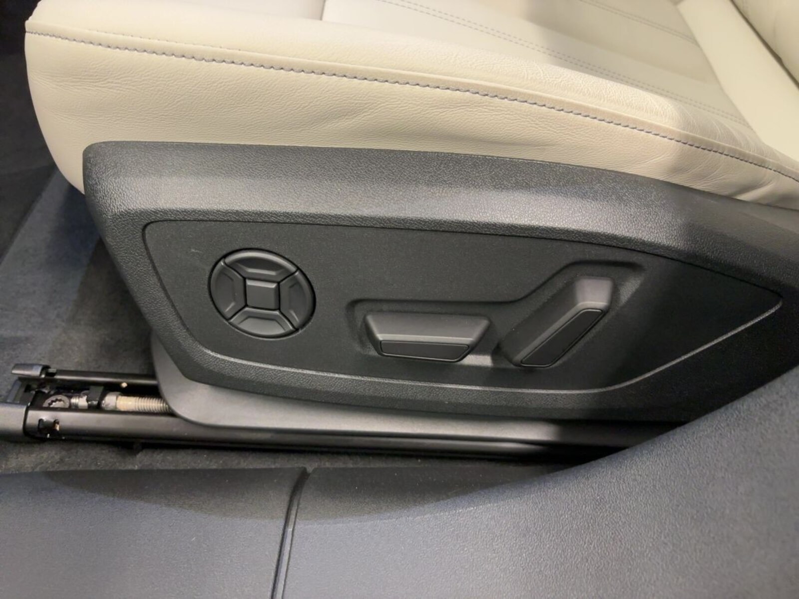 Audi A6 Avant e-tron – Bild 16