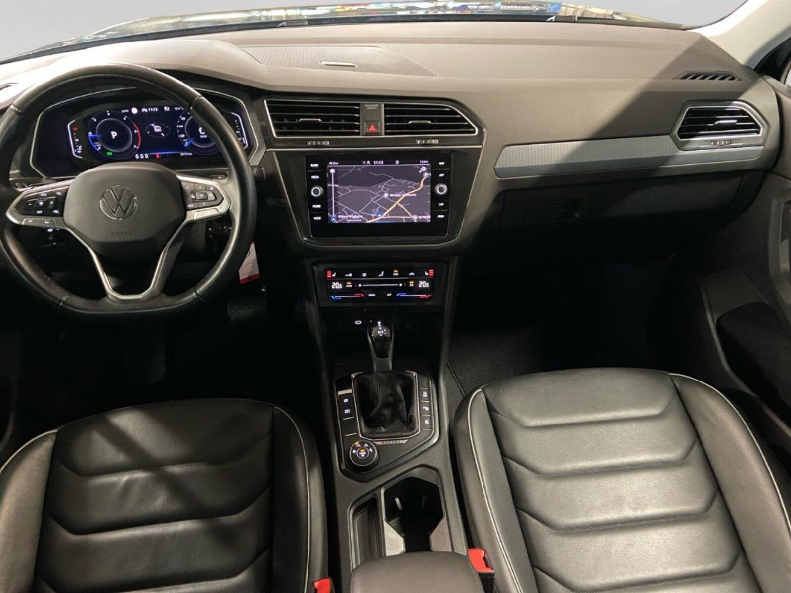 Volkswagen Tiguan – Bild 8