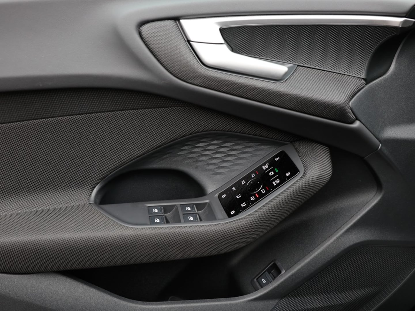 Bild über Audi A5 Avant TFSI quattro S tronic - für weitere Informationen kontaktieren Sie den Audi Partner