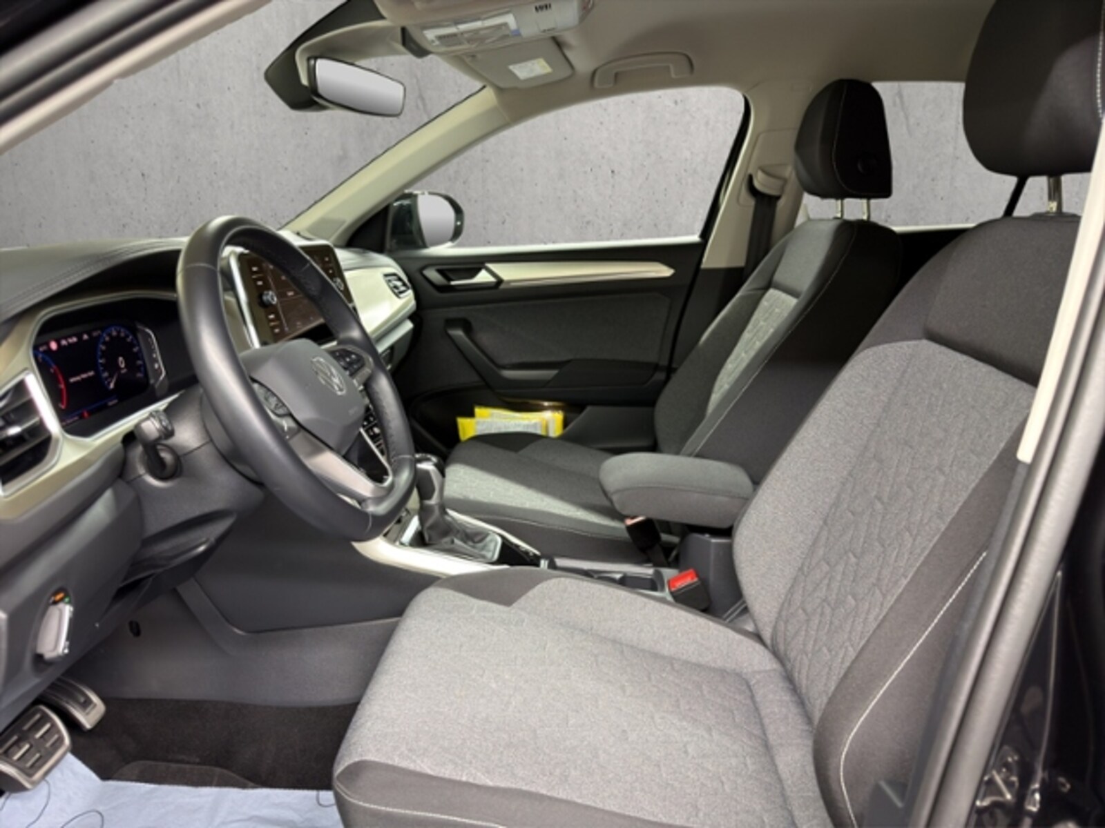 Volkswagen T-Roc – Bild 8