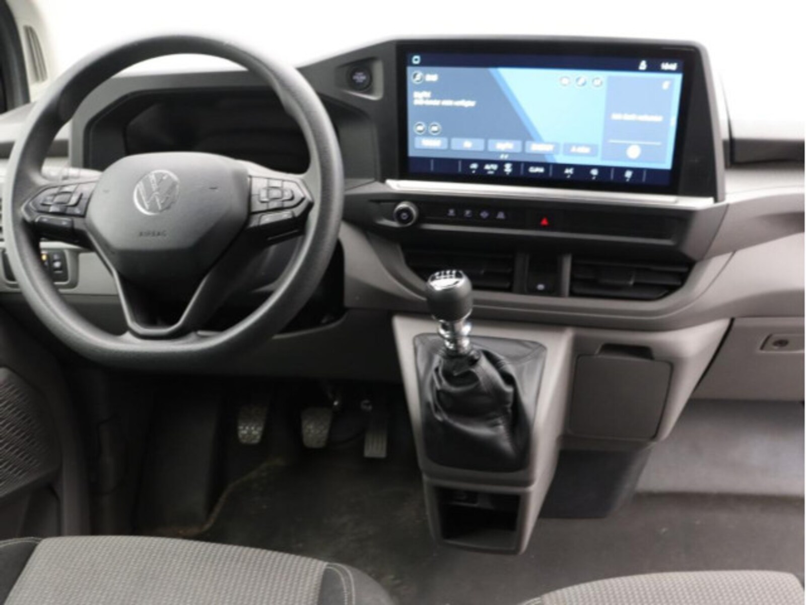 Volkswagen Transporter Kasten langer Radstand – Bild 5