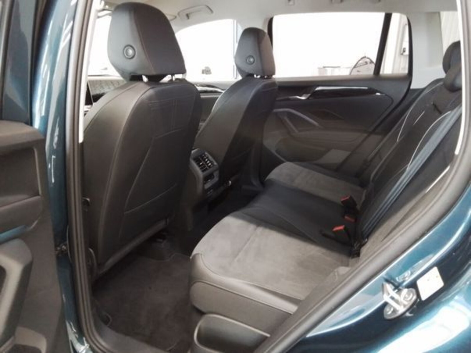 Volkswagen Tiguan – Bild 7