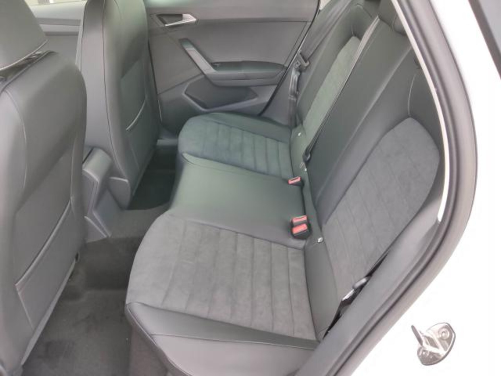 SEAT Arona – Bild 12
