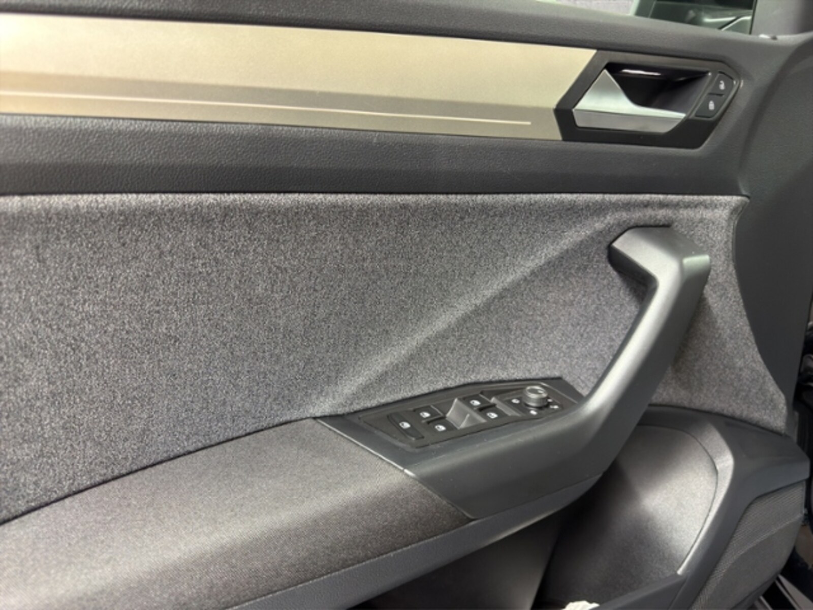 Volkswagen T-Roc – Bild 15