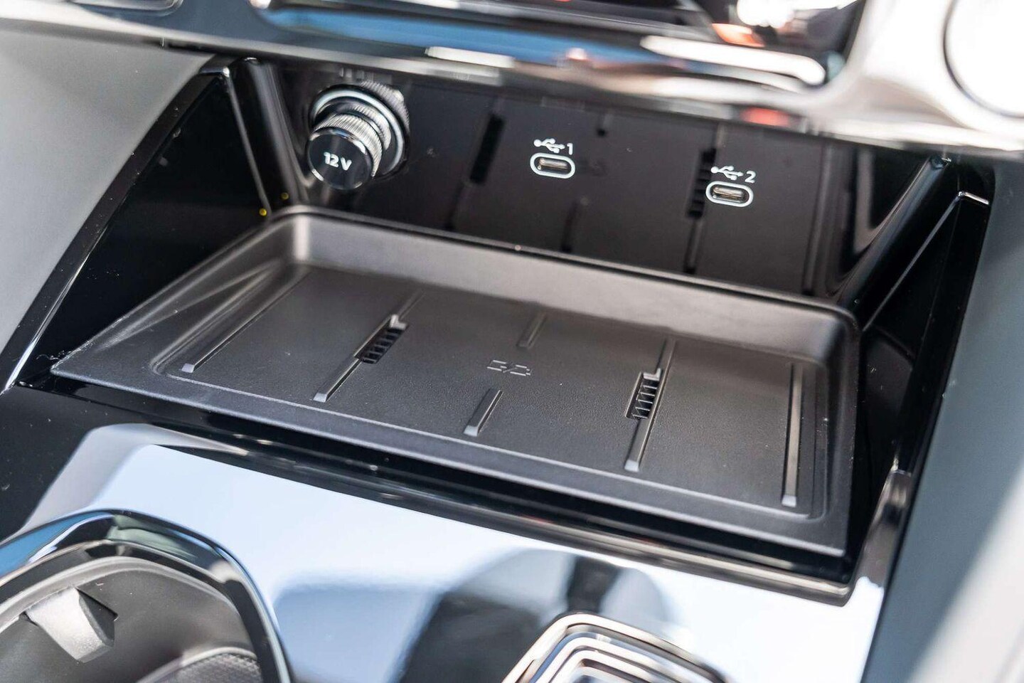 Image about Audi Q5 SUV e-hybrid quattro S tronic