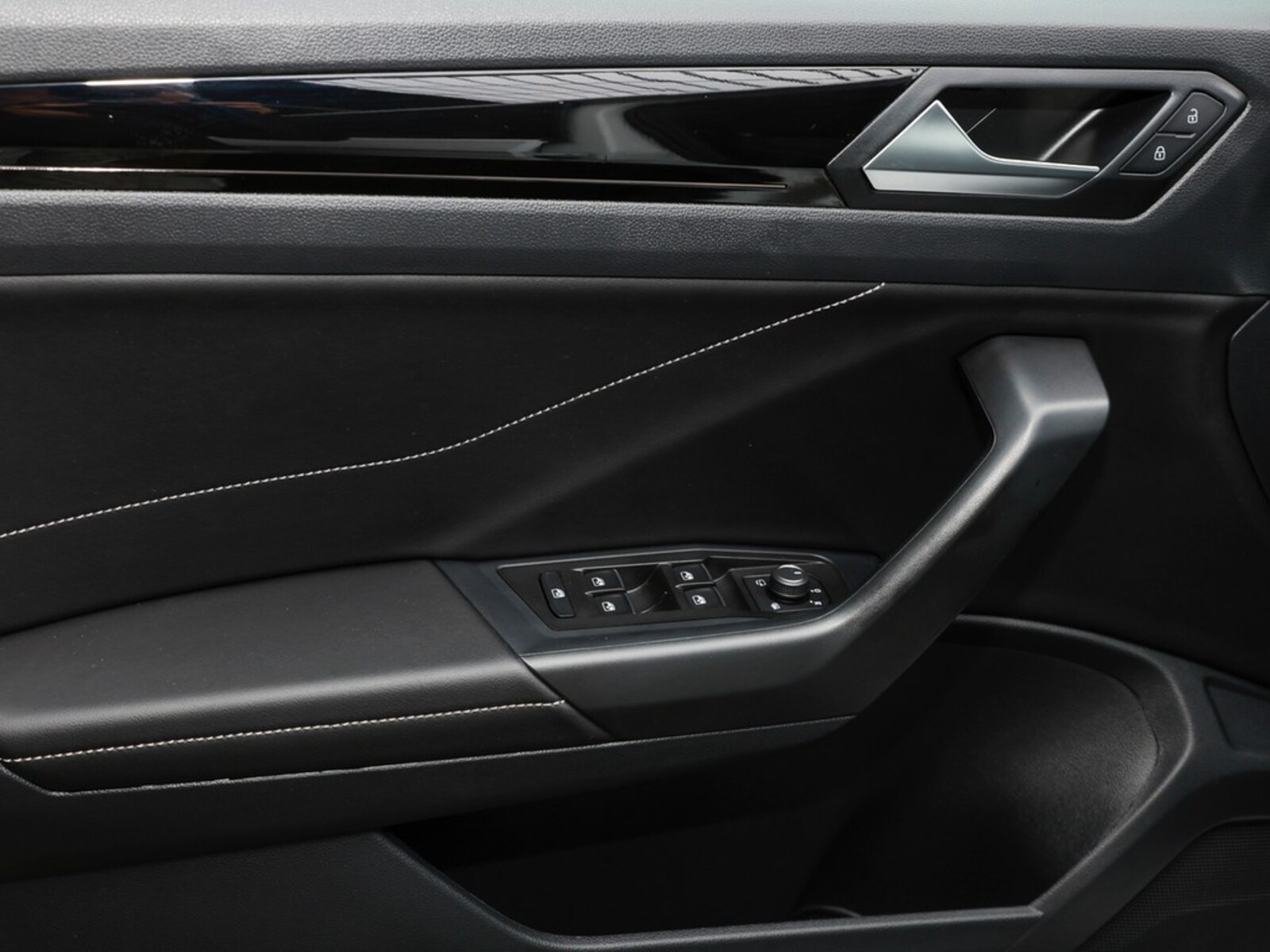 Volkswagen T-Roc – Bild 16