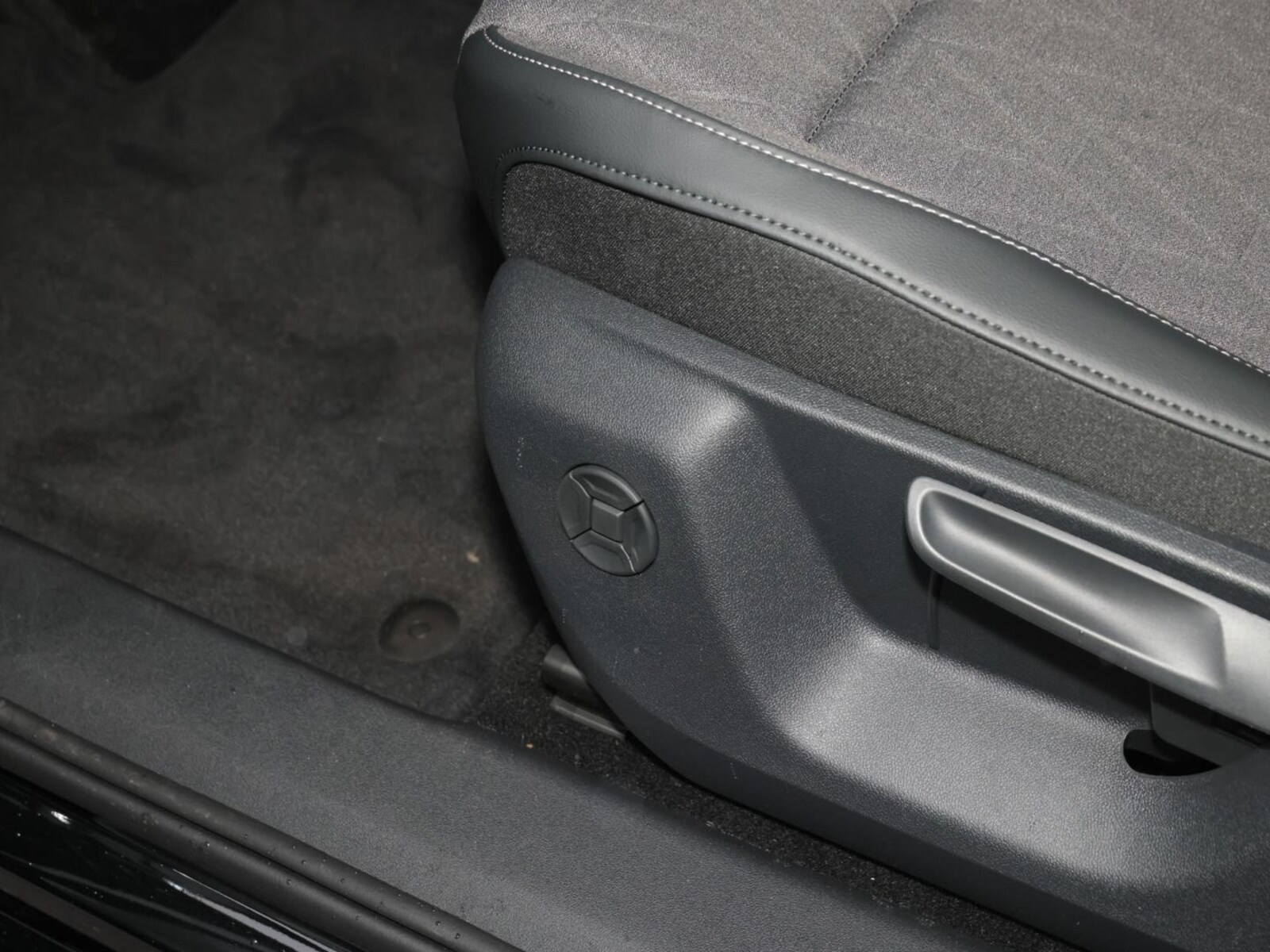 Volkswagen Tiguan – Bild 18
