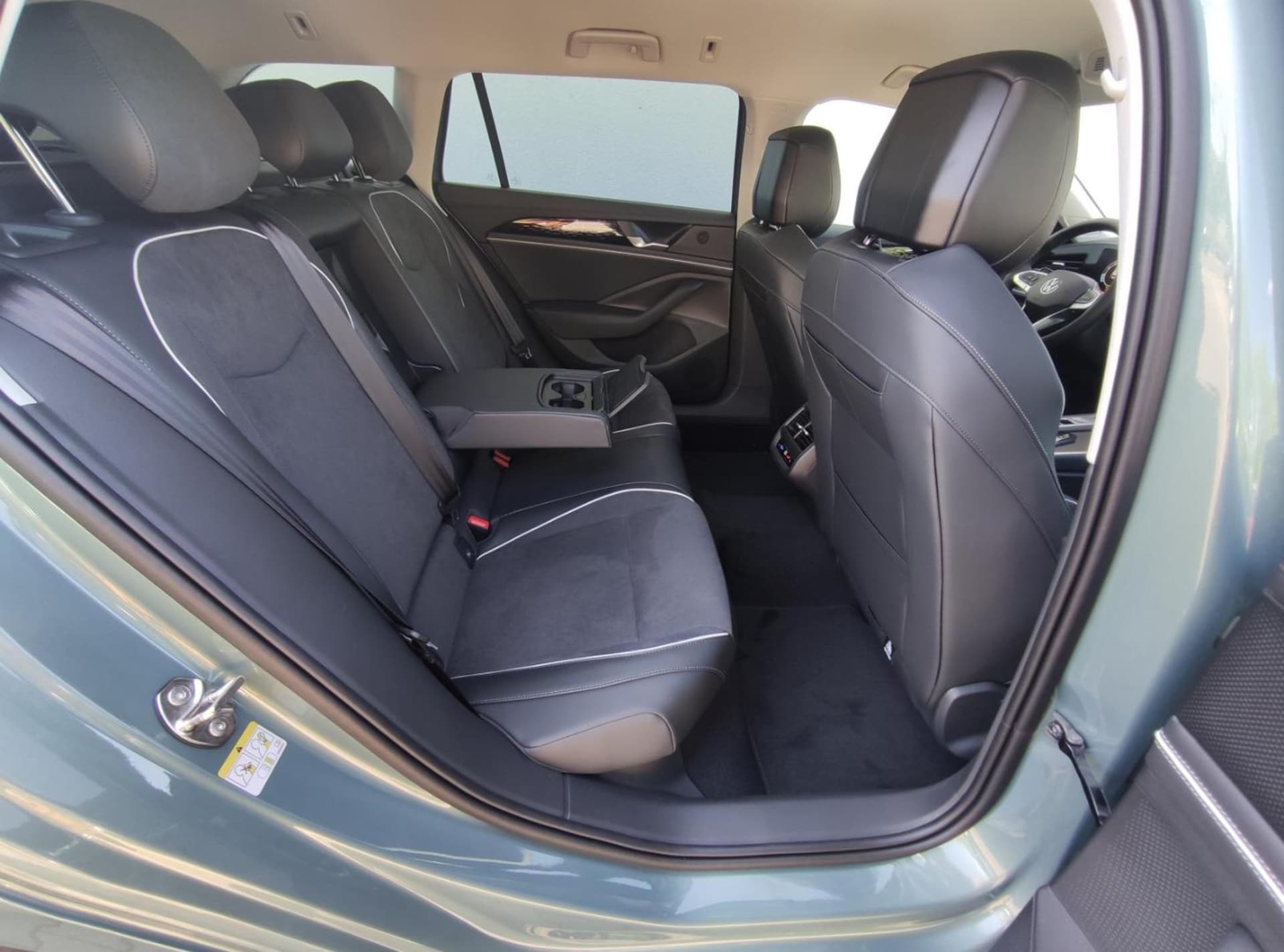 Volkswagen Passat Business